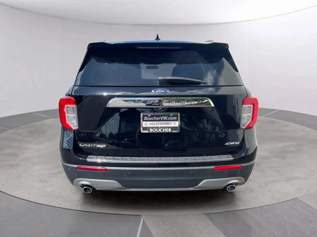 Used 2023 Agate Black Metallic Ford Limited image 4