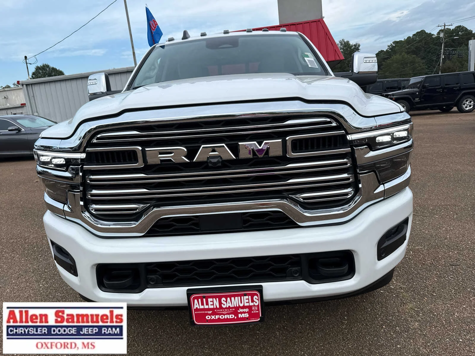 2026 RAM 2500 Laramie - Photo 9