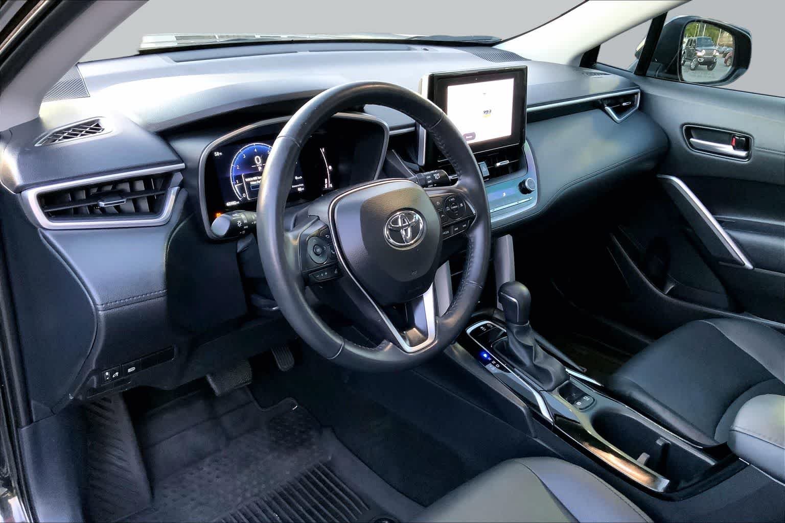 Used 2023 Jet Black Toyota XLE image 17