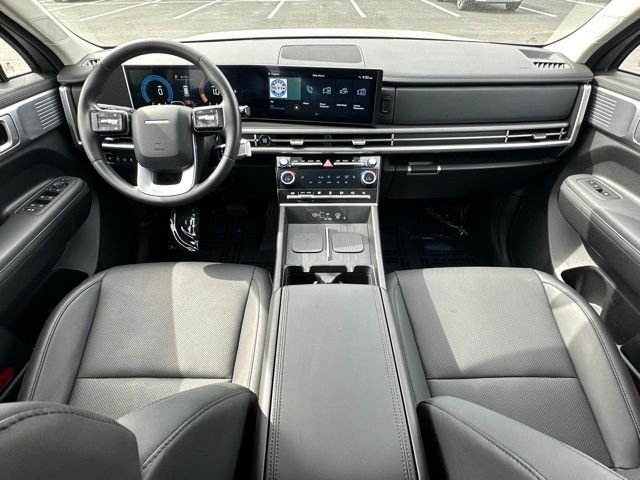 Used 2024 Silver Hyundai SEL image 30
