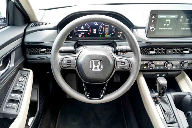 New 2026 Platinum White Pearl Honda SE image 21