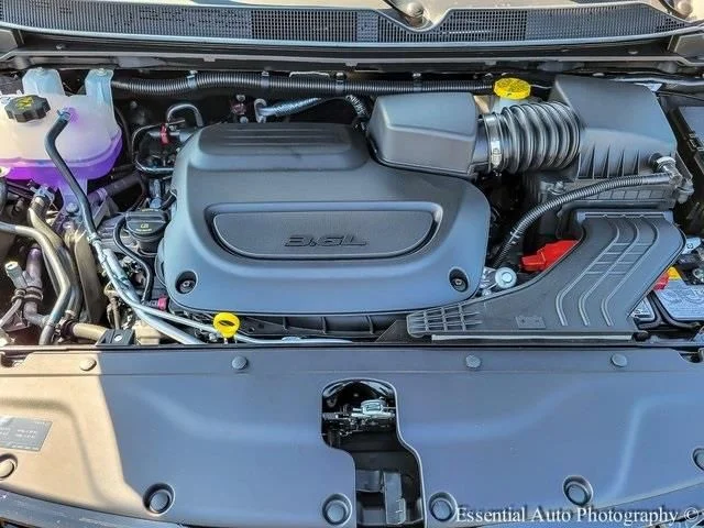 2026 Chrysler Pacifica Pinnacle - Photo 8