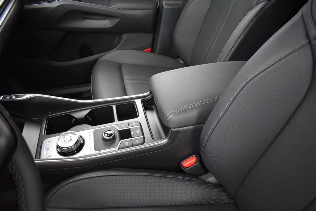New 2026 Snow White Pearl Kia EX image 9
