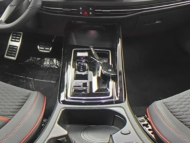 2026 Volkswagen Golf GTI SE - Photo 37