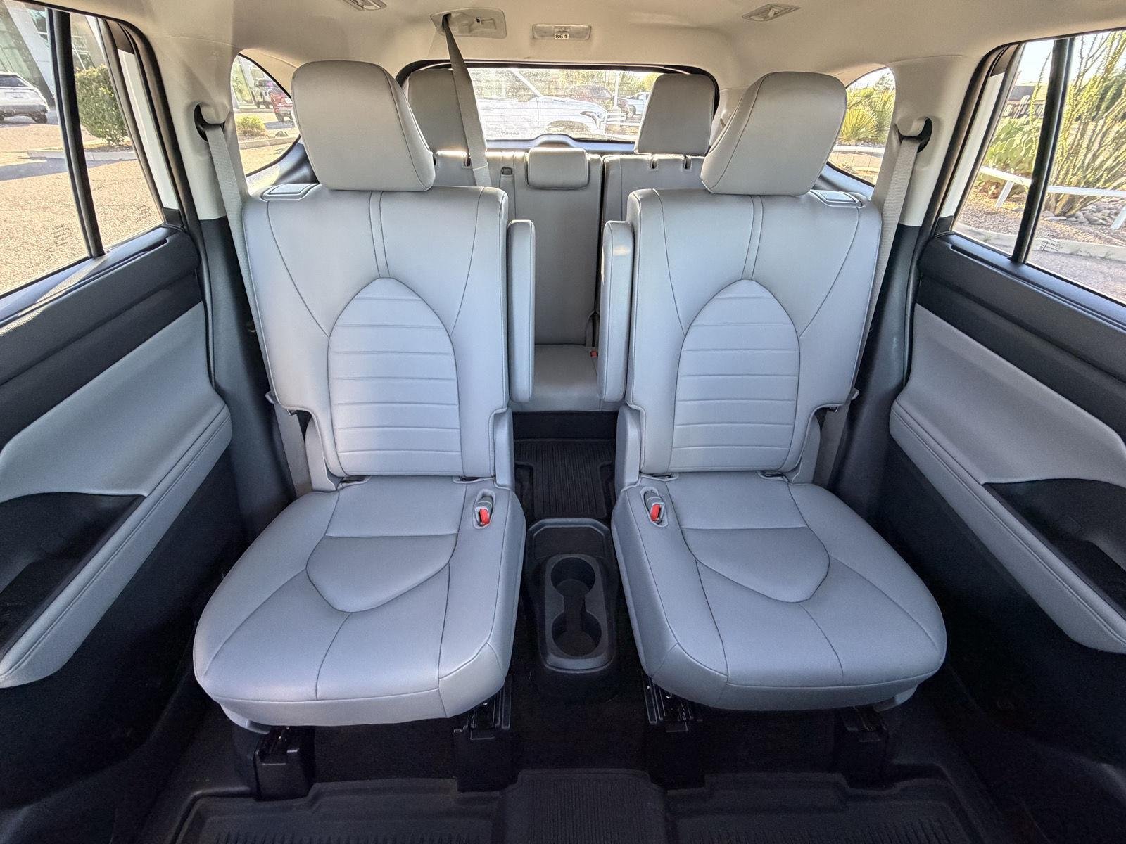 Certified Used 2026 Wind Chill Pearl Toyota XLE image 38