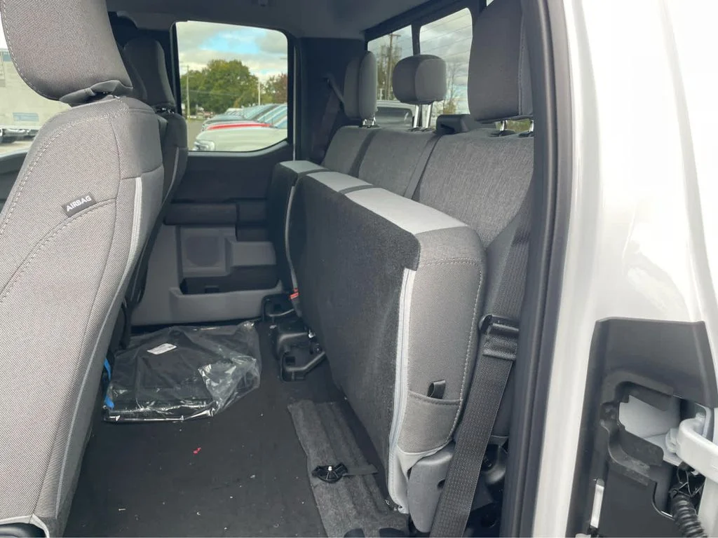 New 2026 Oxford White Ford F-350® XL image 32