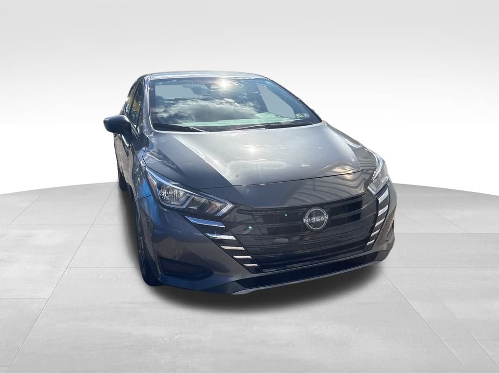 2024 Nissan Versa 1.6 S photo 2