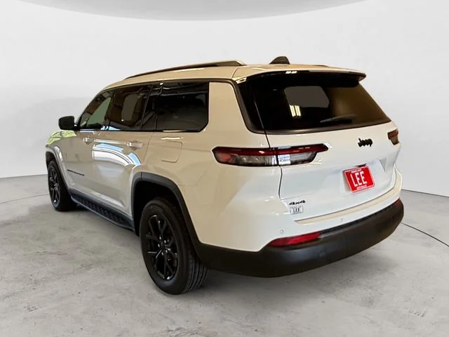 New 2026 White Jeep Altitude image 3