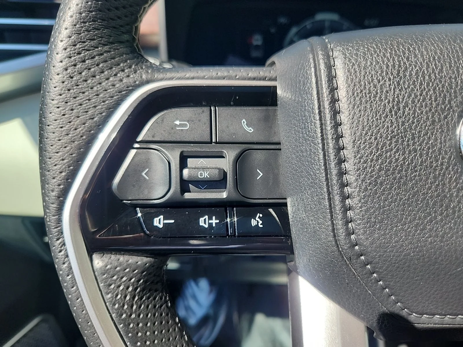 Used 2022 Black Toyota Capstone image 19