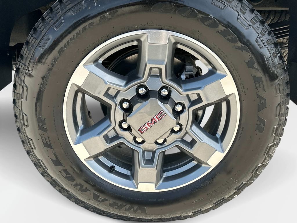 2025 GMC Sierra 2500HD SLT - Photo 8