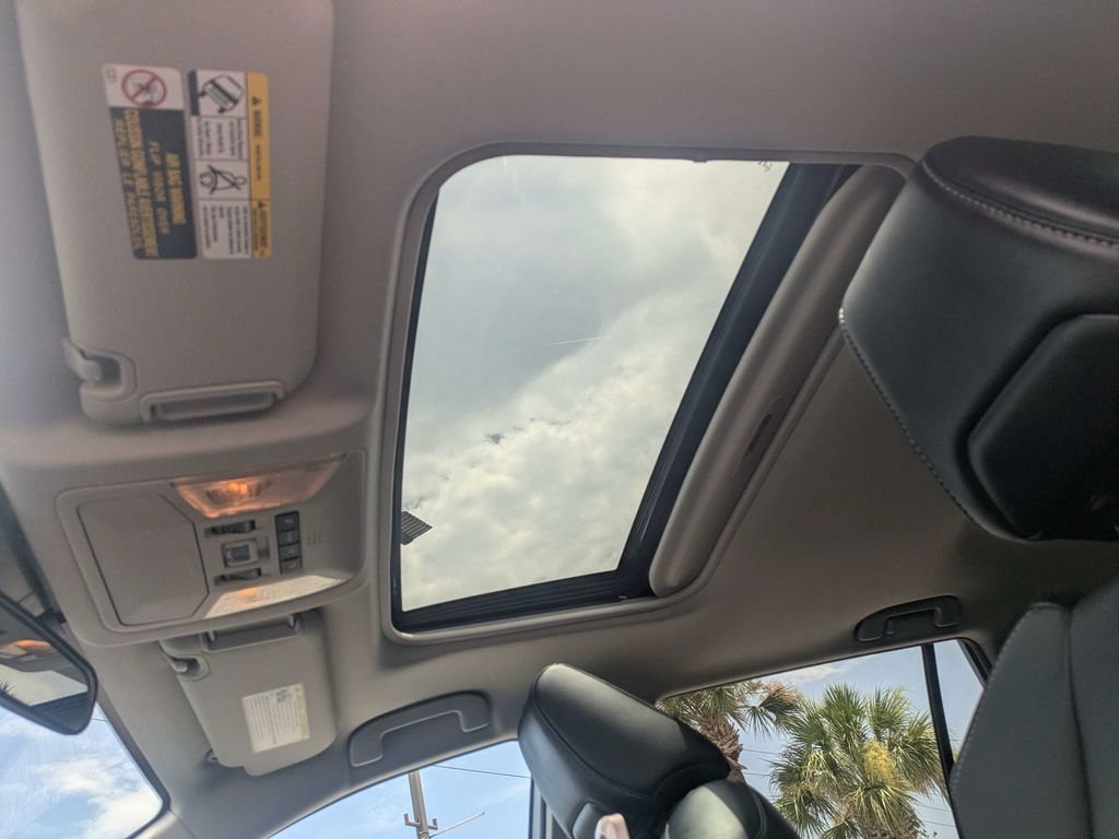 Used 2021 Gray Toyota XLE Premium image 22