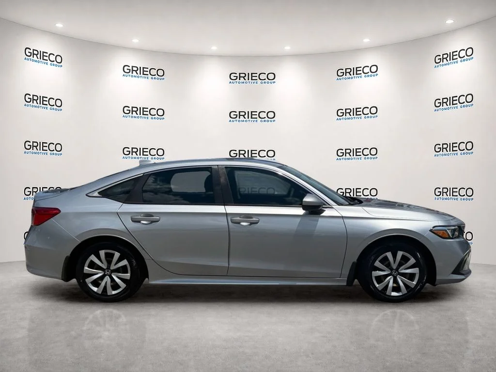 Used 2024 Lunar Silver Metallic Honda LX image 7
