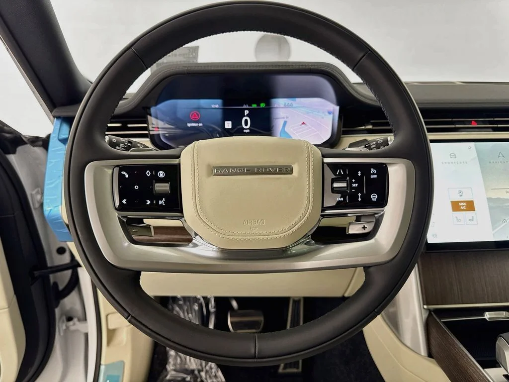 New 2027 Fuji White Land Rover SE image 11