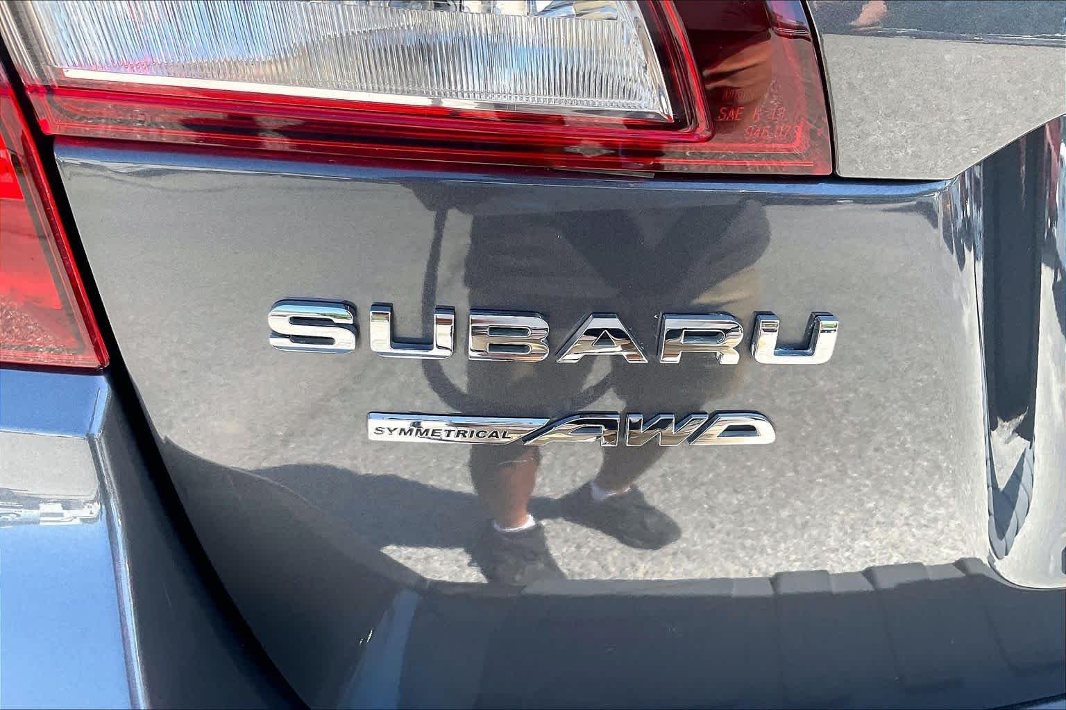 Used 2019 Magnetite Gray Metallic Subaru Limited image 31