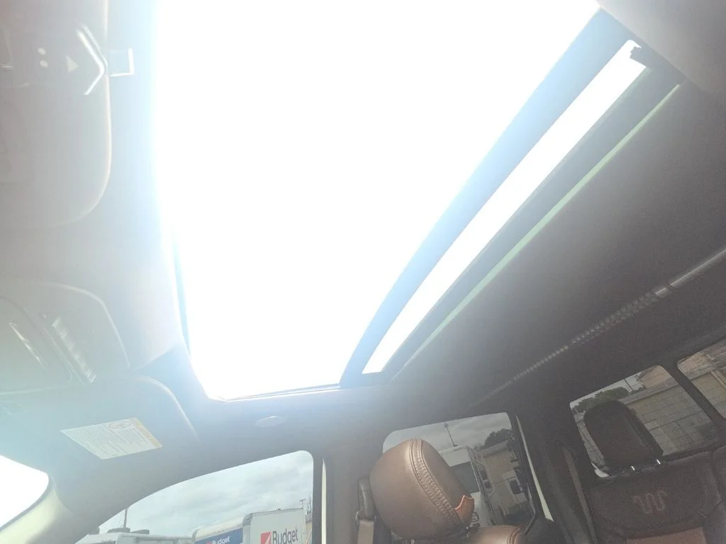 Used 2024 White Metallic Ford King Ranch image 19