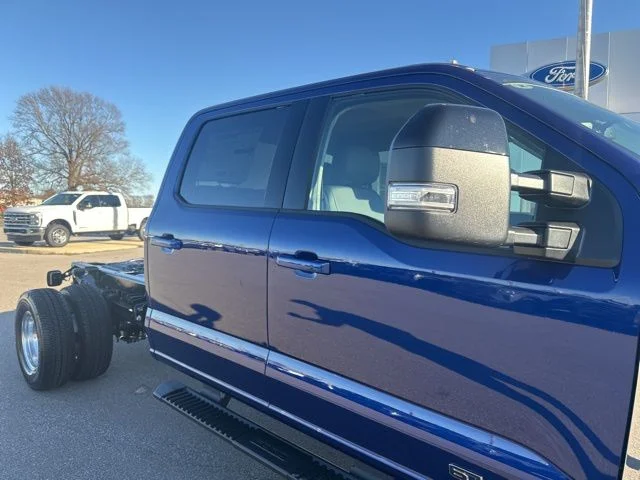 2026 Ford F-350 Super Duty Chassis Cab Lariat - Photo 7