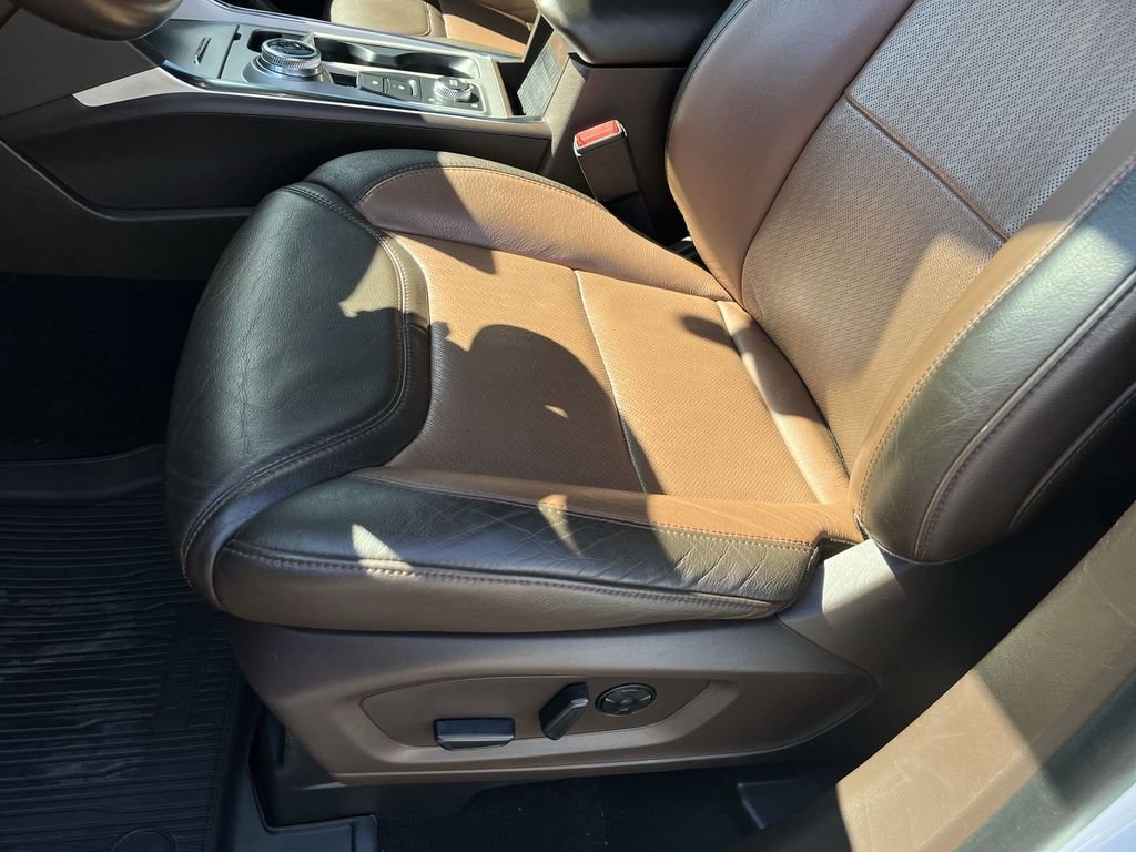 Used 2021 White Ford King Ranch image 12