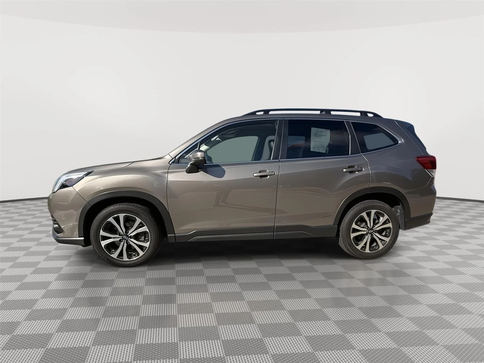 Used 2023 Brilliant Bronze Metallic Subaru Limited image 4
