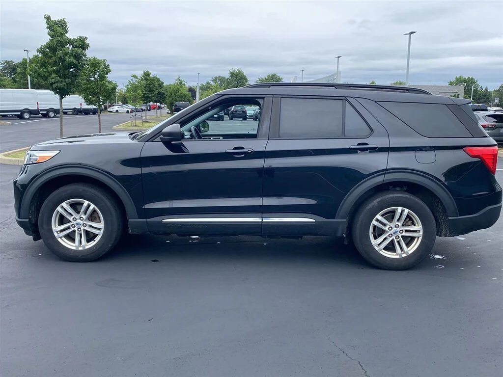 Used 2022 Agate Black Ford XLT image 7
