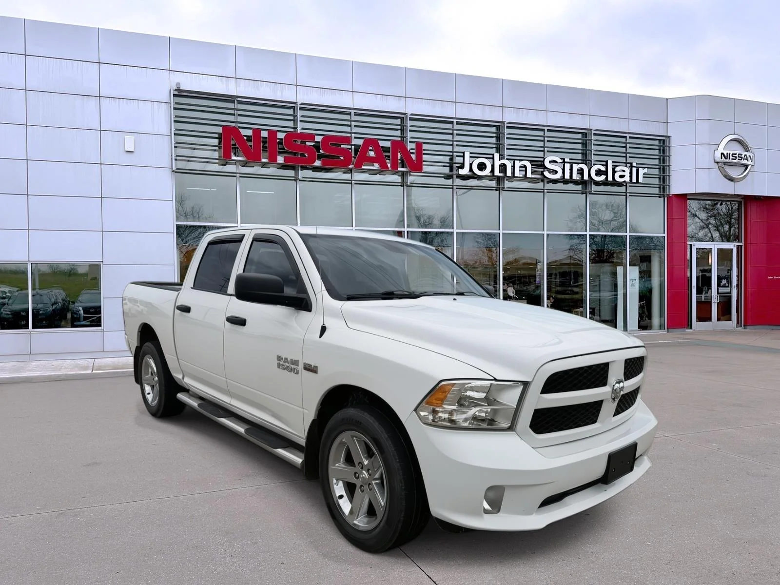 2014 RAM 1500 Express 4x4 Crew Cab's photo