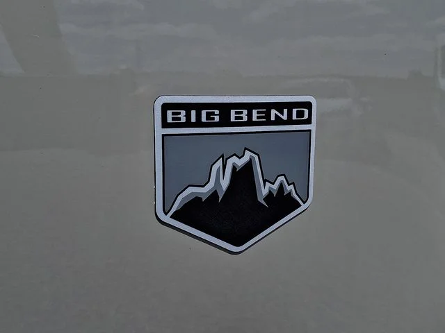 Used 2025 Desert Sand Ford Big Bend image 30