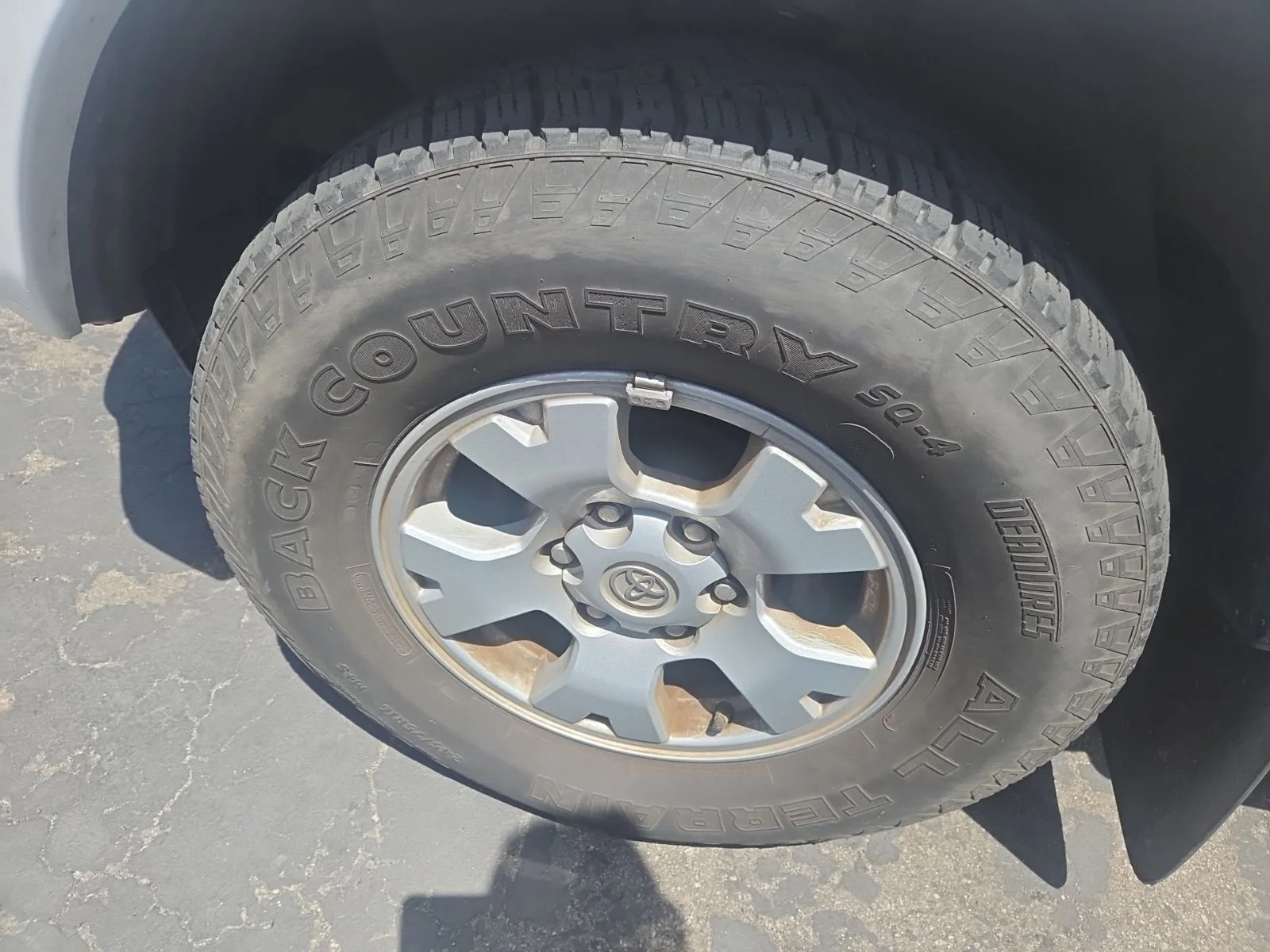 Used 2015 Super White Toyota Base image 15