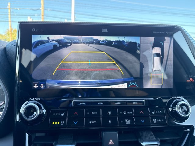 Used 2022 Gray Toyota Platinum image 23