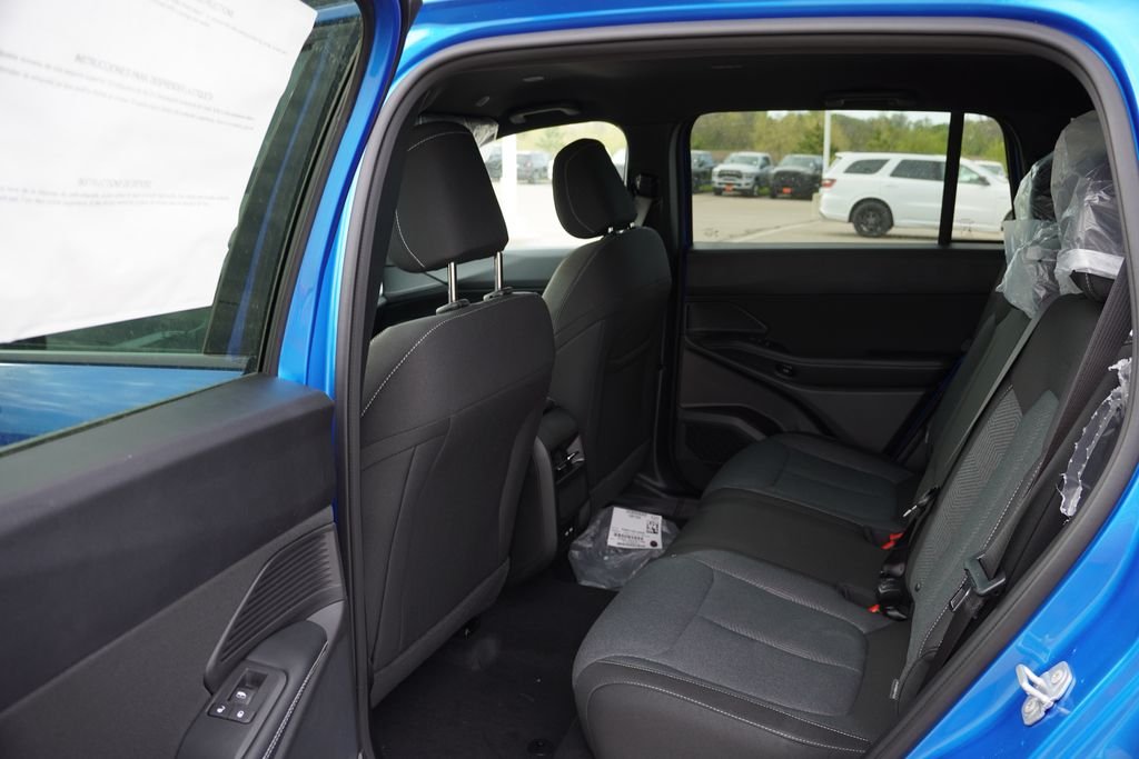 New 2026 Hydro Blue Pearl-Coat Exterior Paint Jeep Laredo image 11