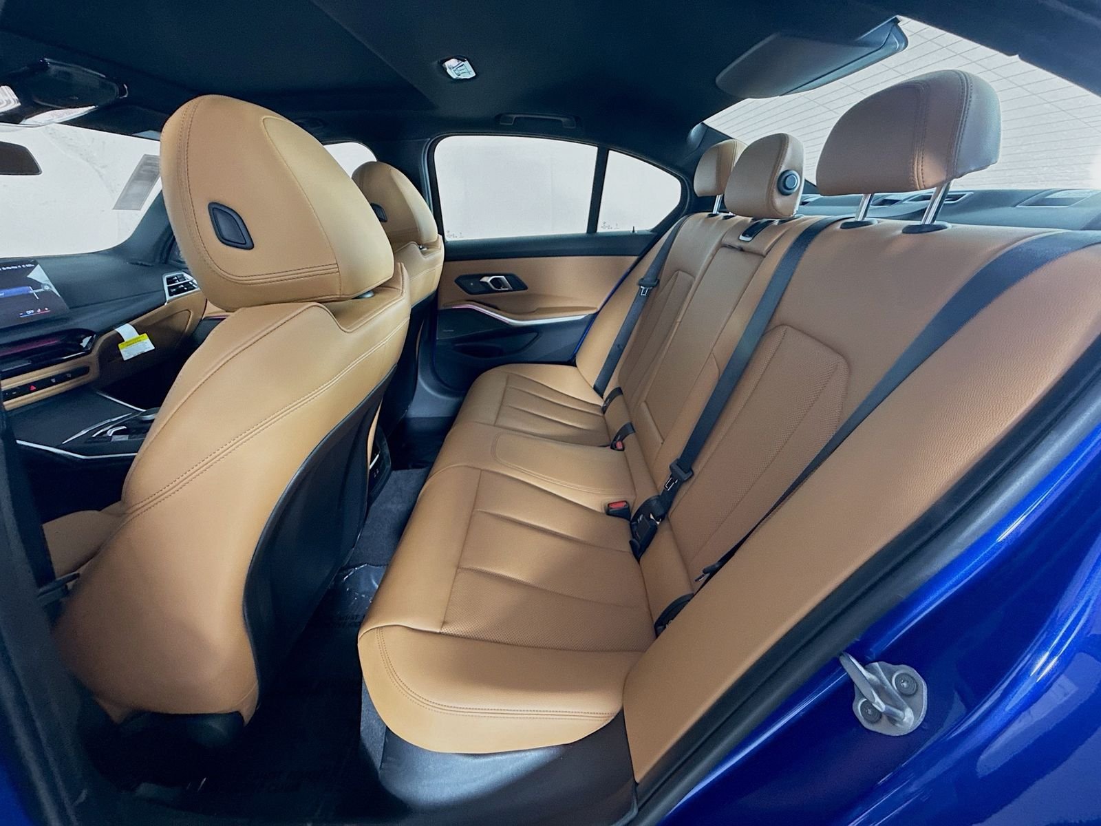 New 2026 Portimao Blue Metallic BMW 330i image 26