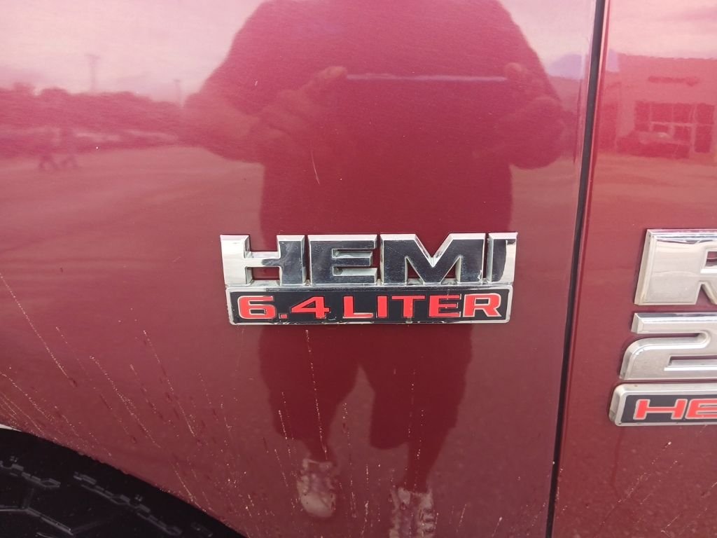 Used 2018 Red Ram Lone Star image 11