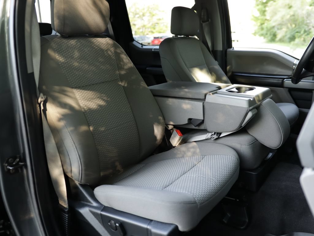 Used 2019 Gray Ford XL image 29