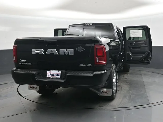 New 2026 Diamond Black Crystal Pearl-Coat Exterior Paint RAM Laramie image 48