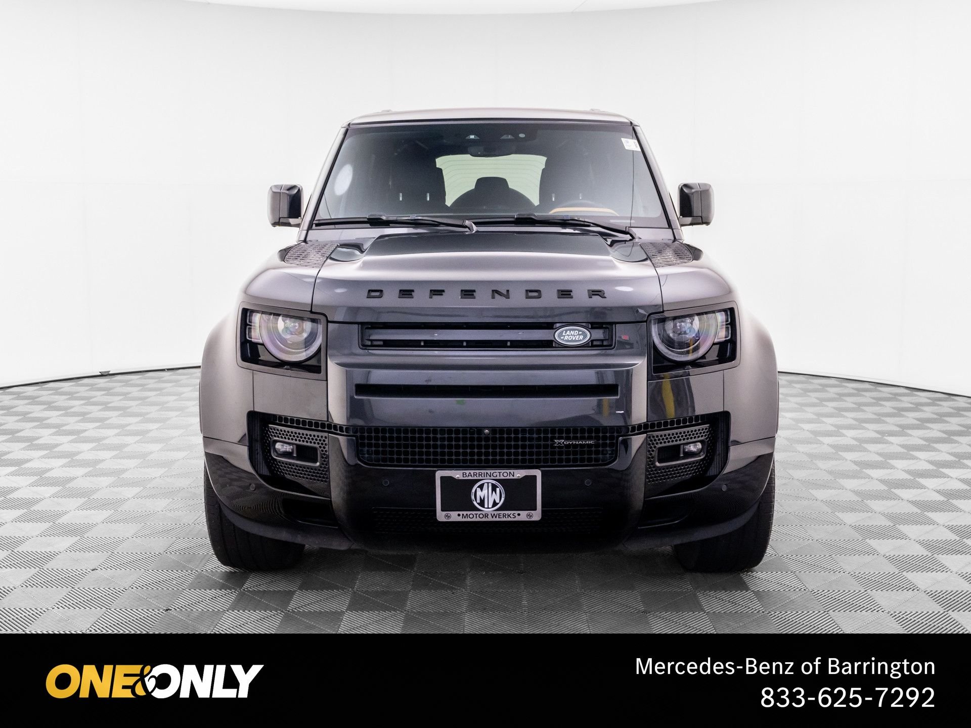 Used 2023 Gray Land Rover X-Dynamic SE image 8