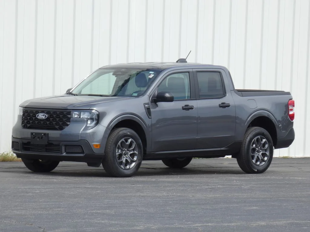 Used 2026 Gray Ford XLT image 38