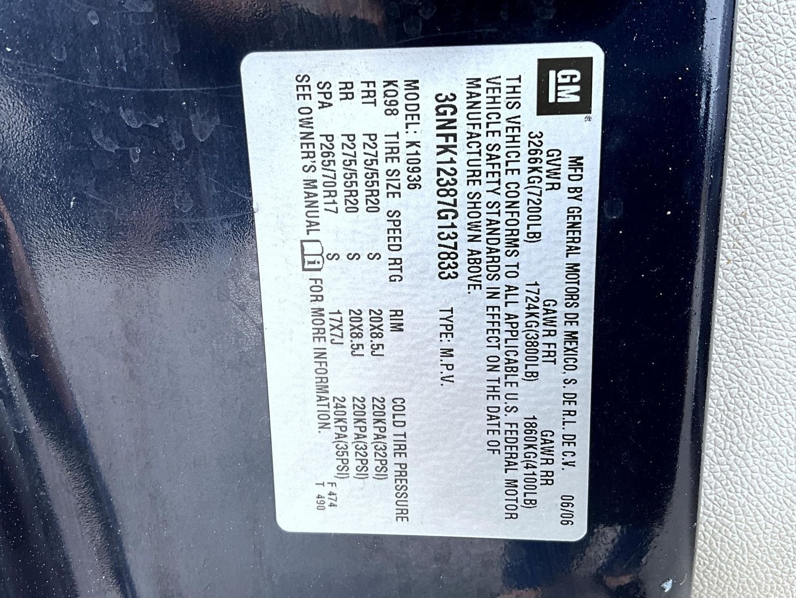 Used 2007 Blue Chevrolet LT image 25
