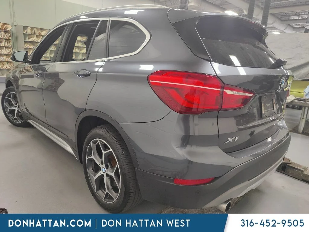 Used 2019 Gray BMW xDrive28i image 8