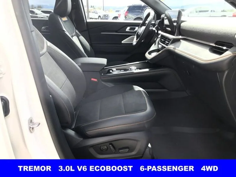 New 2026 Star White Metallic Tri-Coat Ford Tremor® image 20