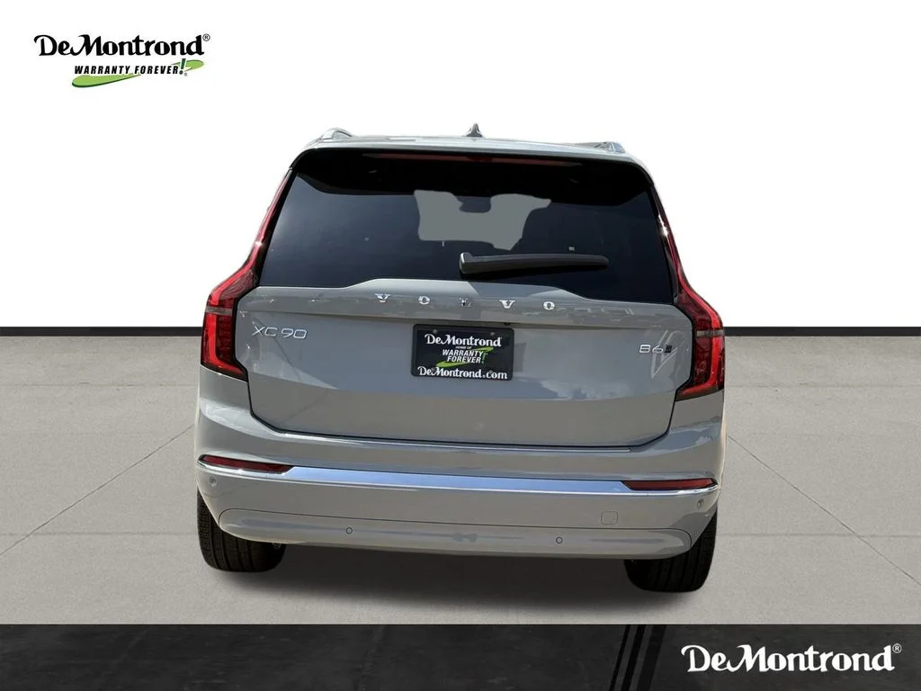 2026 Volvo XC90 Plus - Photo 6