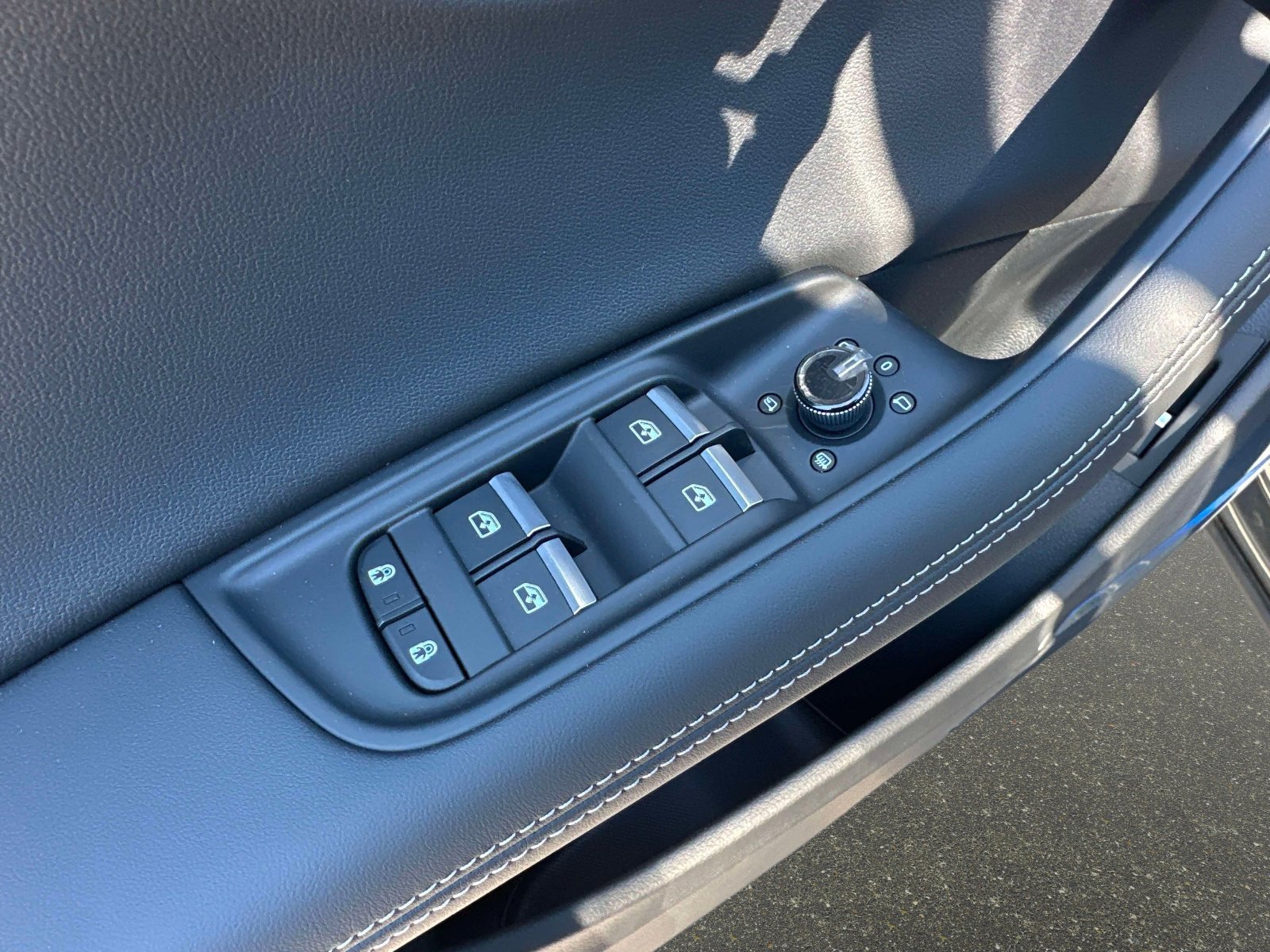 2026 Audi Q8 Premium Plus - Photo 17