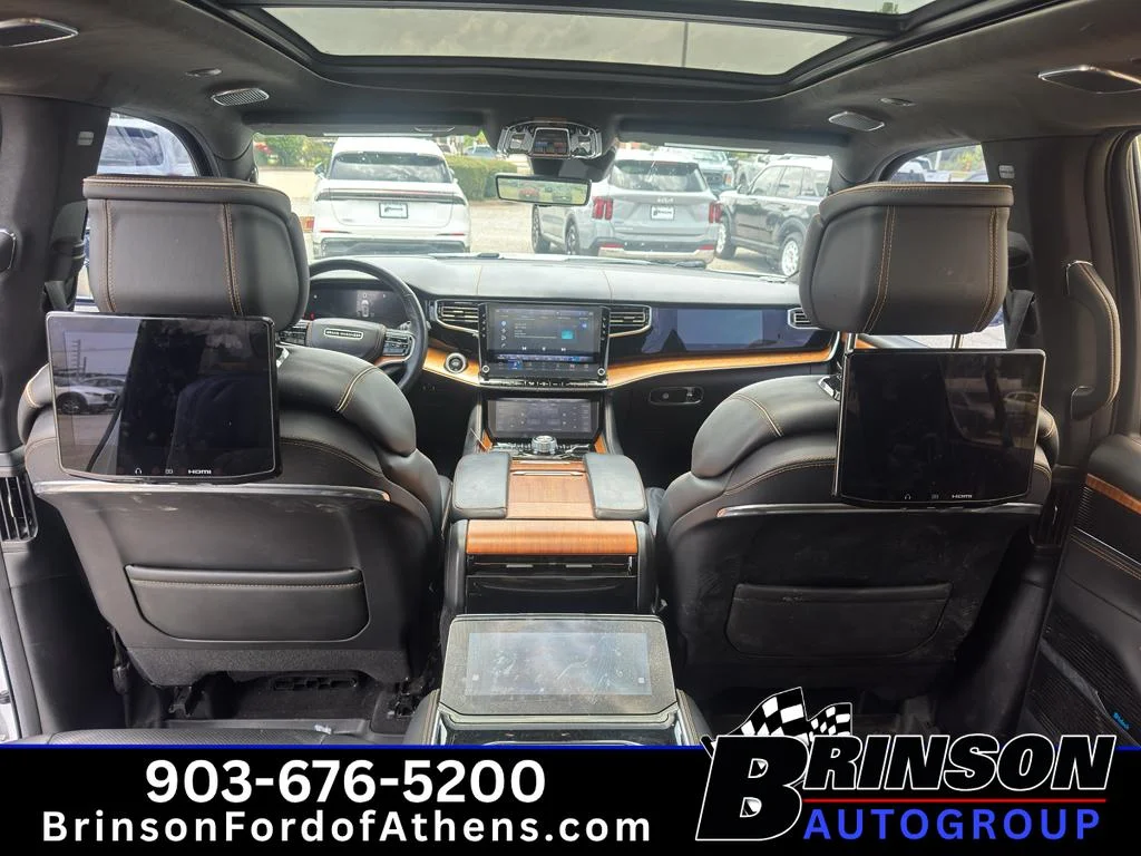 Used 2022 Bright White Clearcoat Jeep Series III image 17