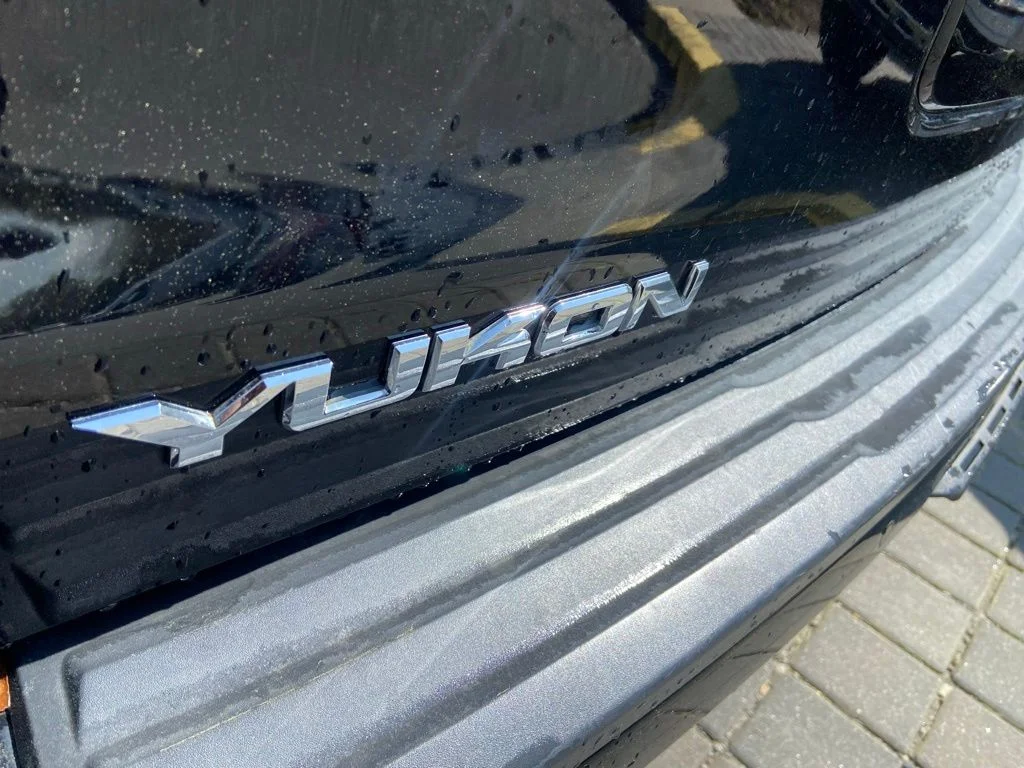 Used 2017 Onyx Black GMC SLT image 8