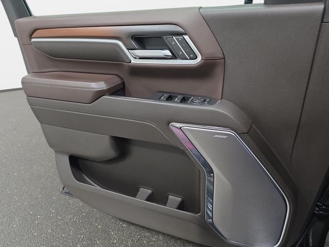 Used 2024 Silver GMC Denali image 26