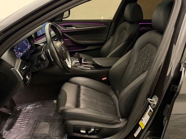 Used 2021 Dark Graphite Metallic BMW 530i image 17