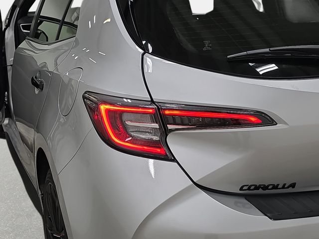 Used 2021 Silver Toyota SE Nightshade Edition image 30