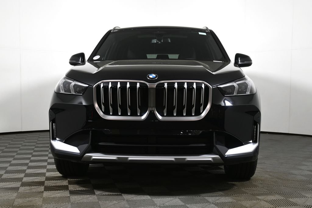 New 2026 Jet Black BMW xDrive28i image 10