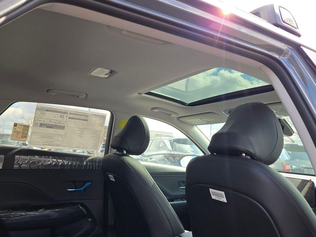 2026 Hyundai Kona Limited - Photo 10