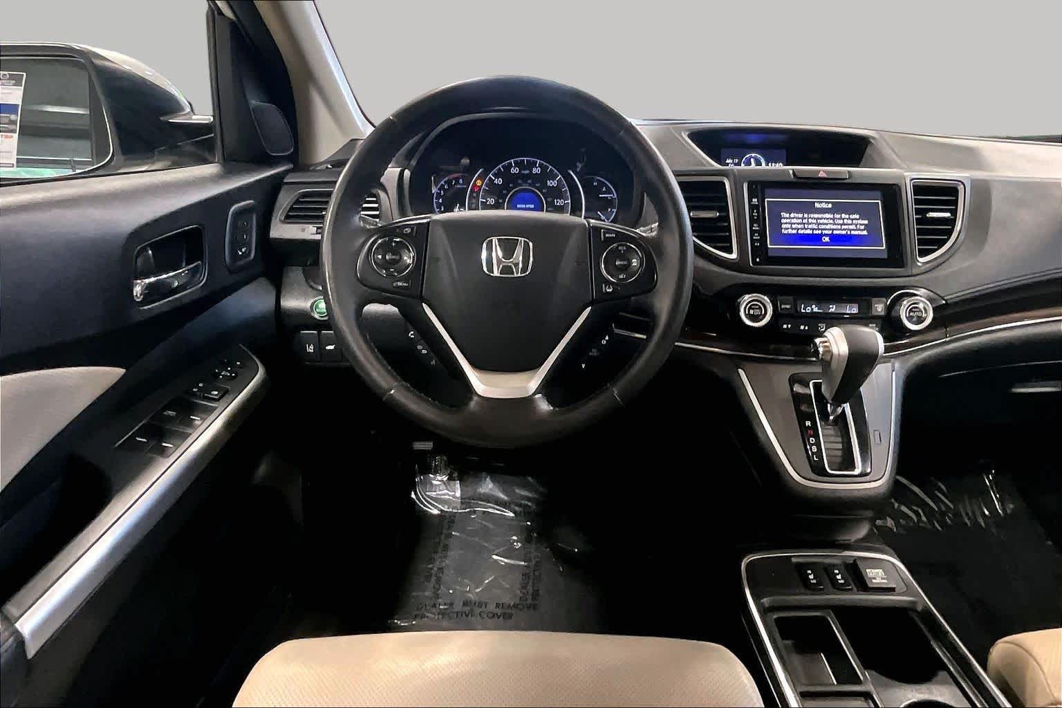 Used 2016 Alabaster Silver Metallic Honda Touring image 6