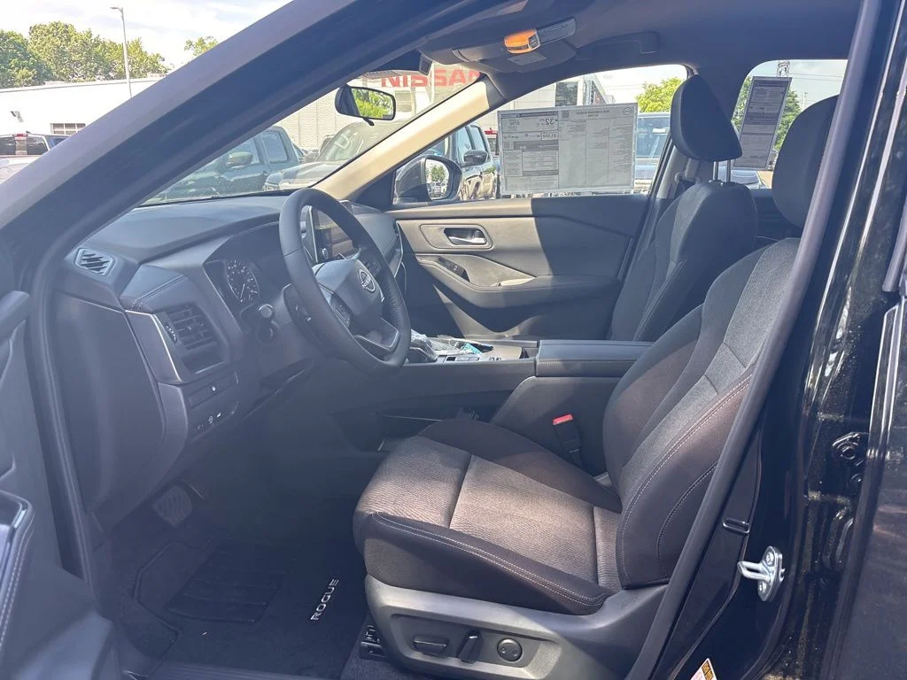 New 2026 Super Black Nissan SV image 13
