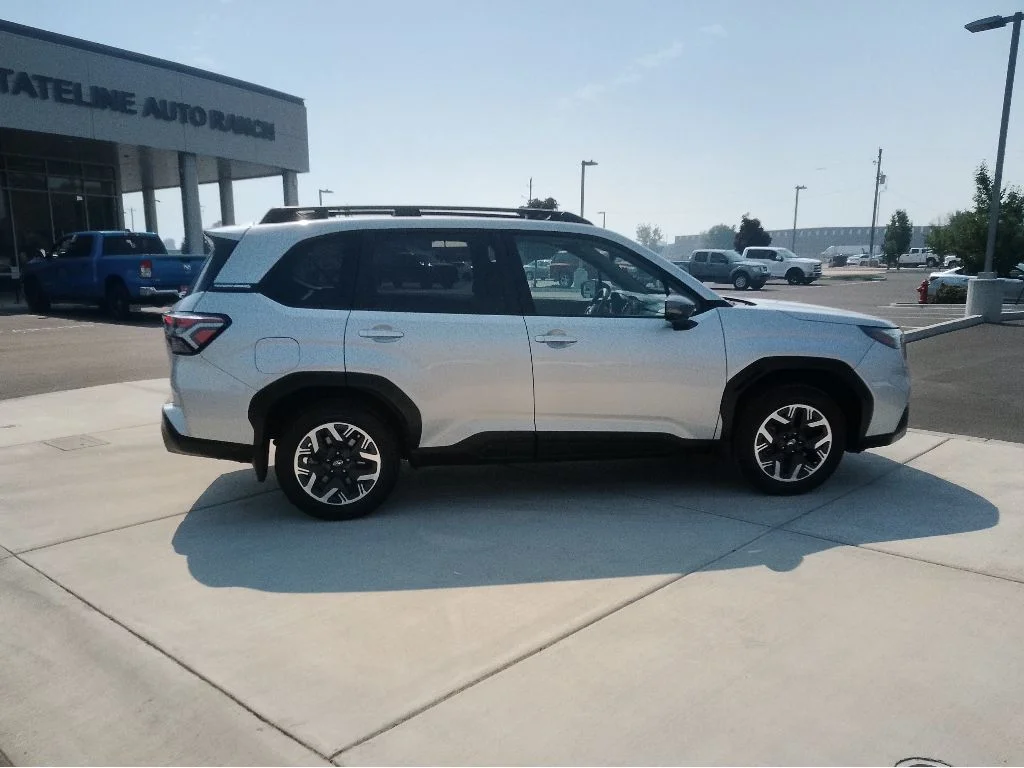 Certified Used 2025 Ice Silver Metallic Subaru Premium image 2