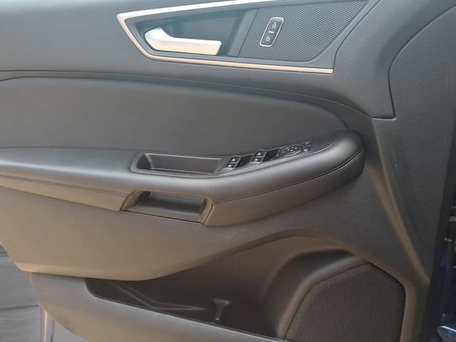 Used 2024  Ford SEL image 16